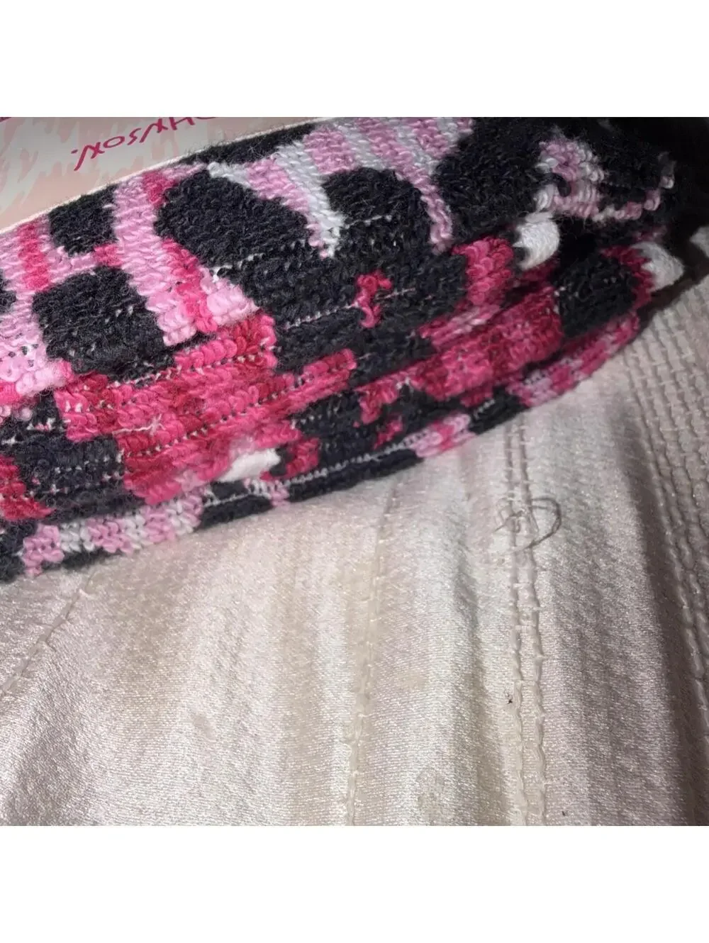 NWT Betsey johnson  Set OF 2 Hand Towels Quick Dry Soft Touch Leopard Multicolor